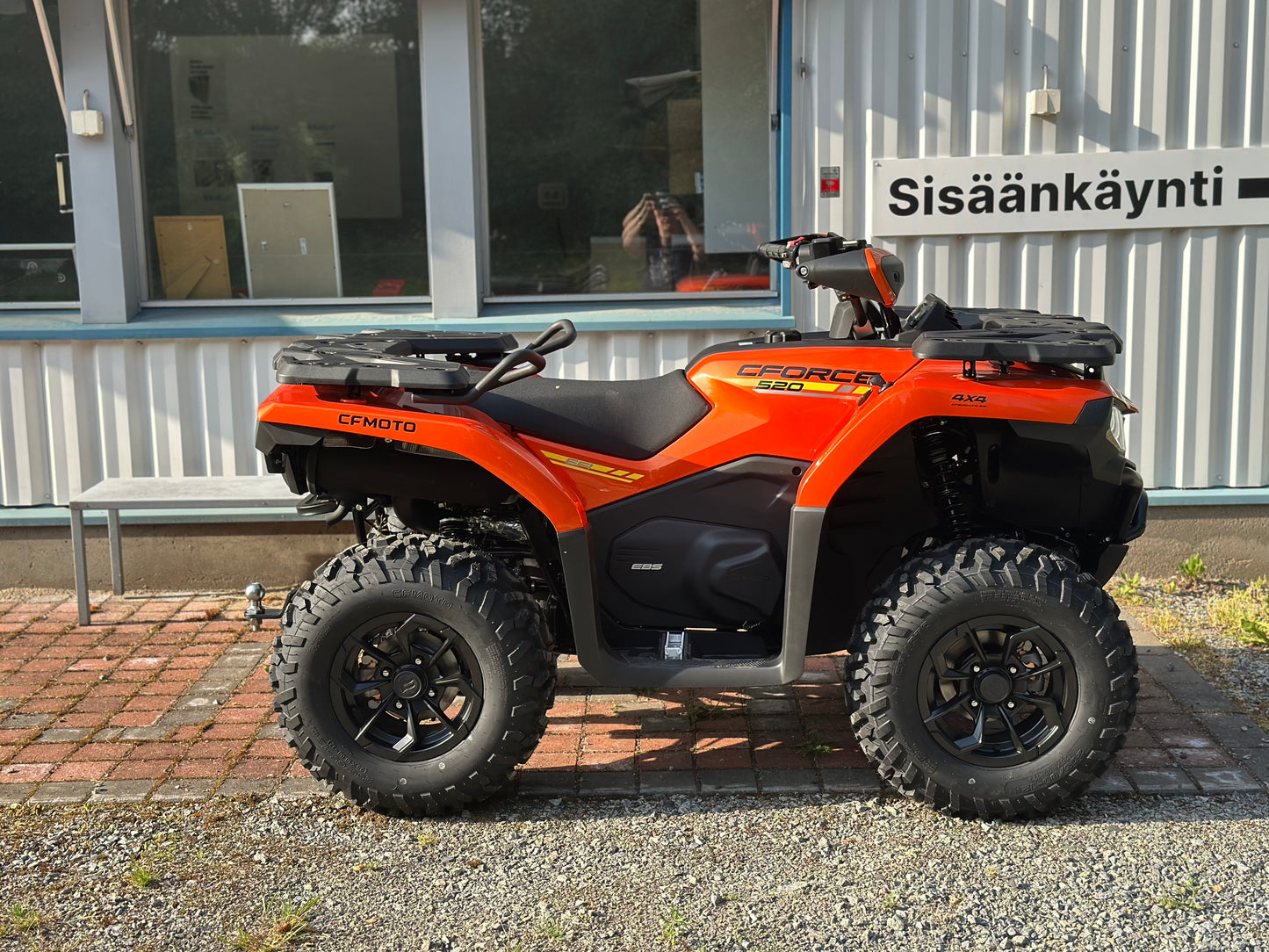 Traktorimönkijä, CFMOTO CFORCE 520S ORANSSI