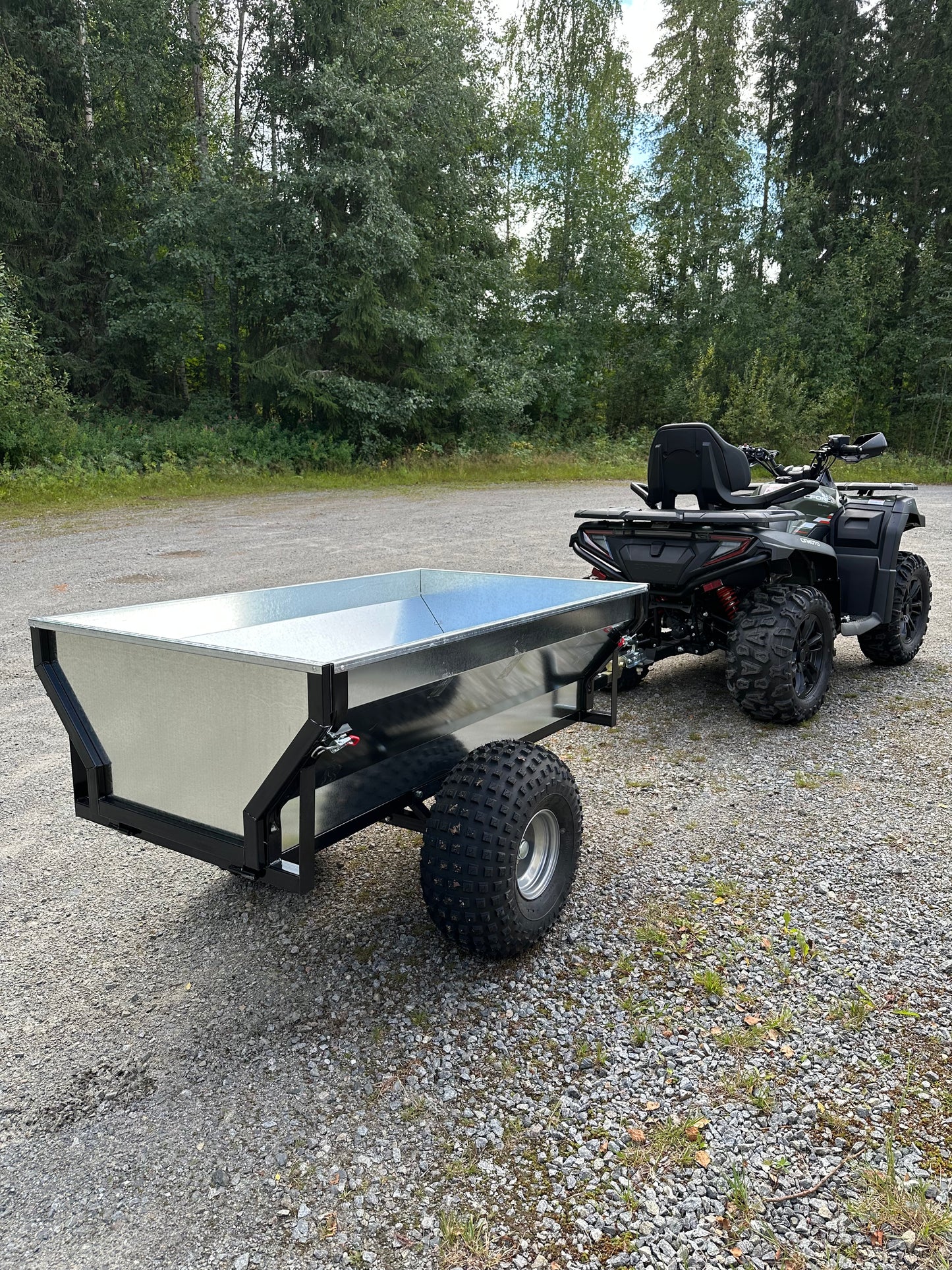 Mönkijän peräkärry, BRONCO