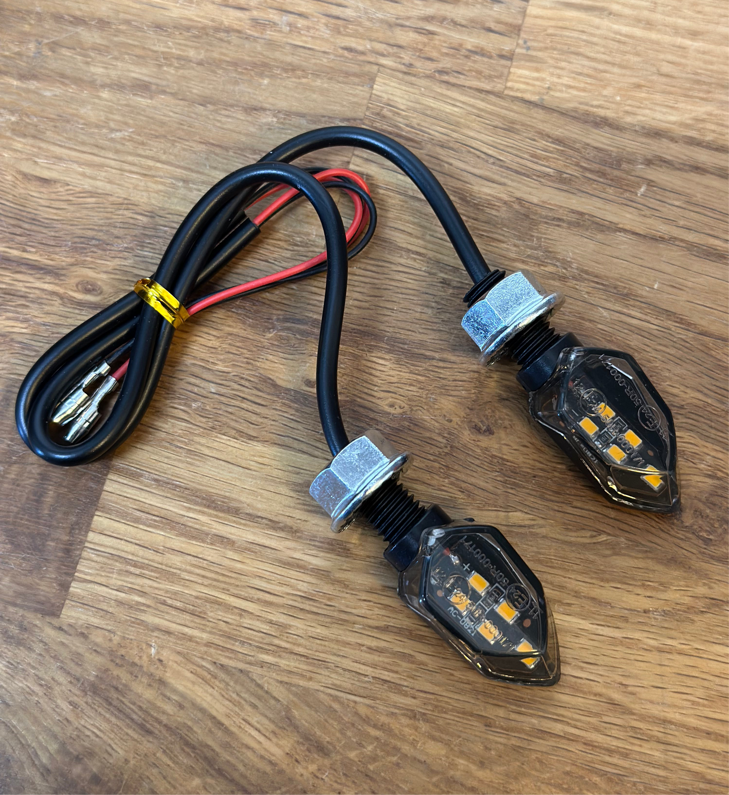 Led-minivilkku, E-HYVÄKSYTTY