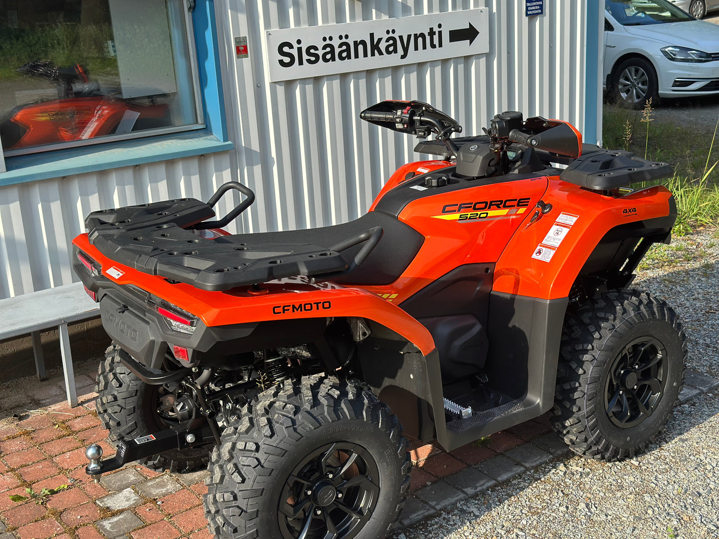 Traktorimönkijä, CFMOTO CFORCE 520S ORANSSI
