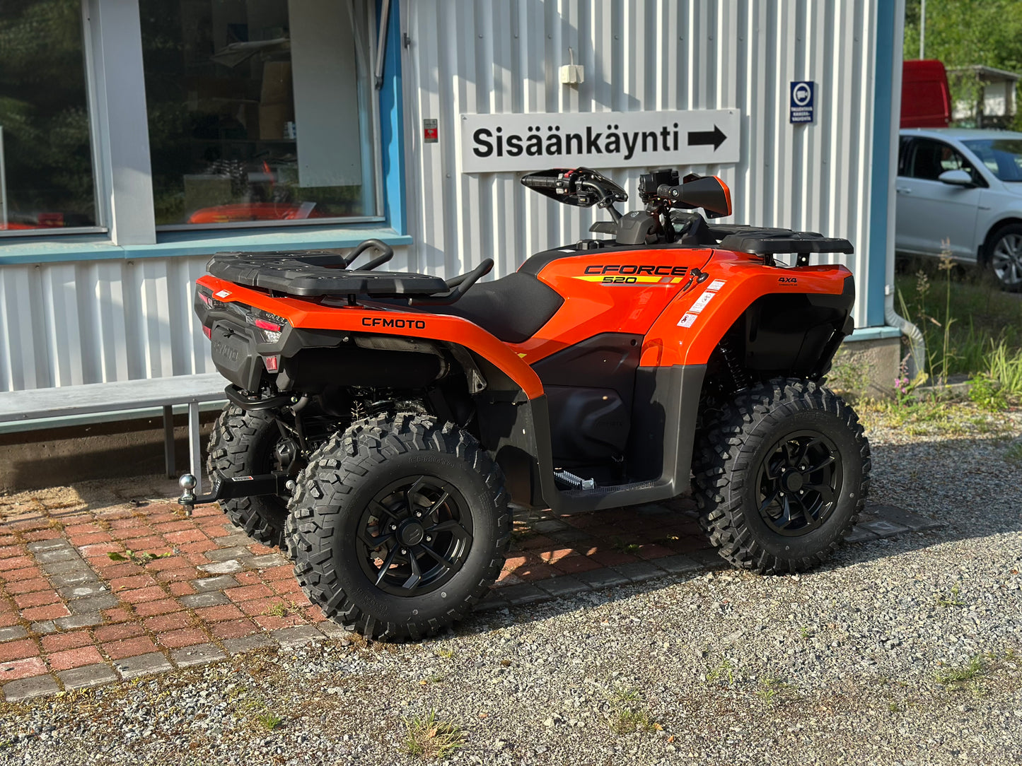 Traktorimönkijä, CFMOTO CFORCE 520S ORANSSI