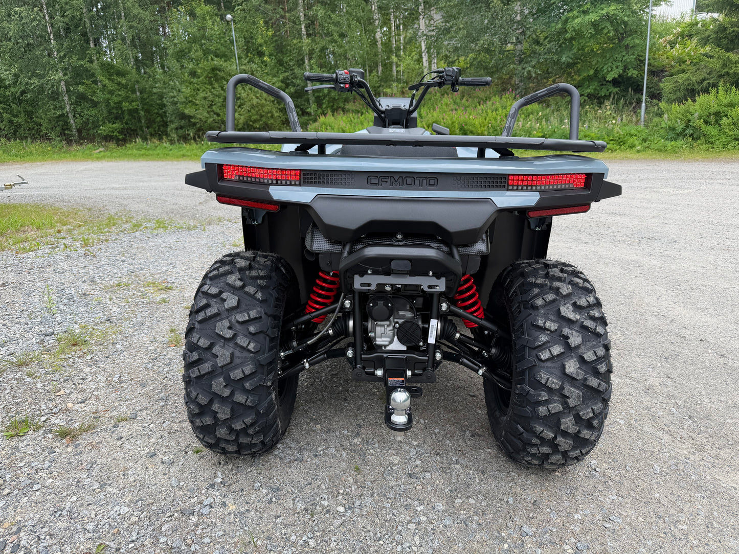 Traktorimönkijä, CFMOTO CFORCE C4 LYHYT