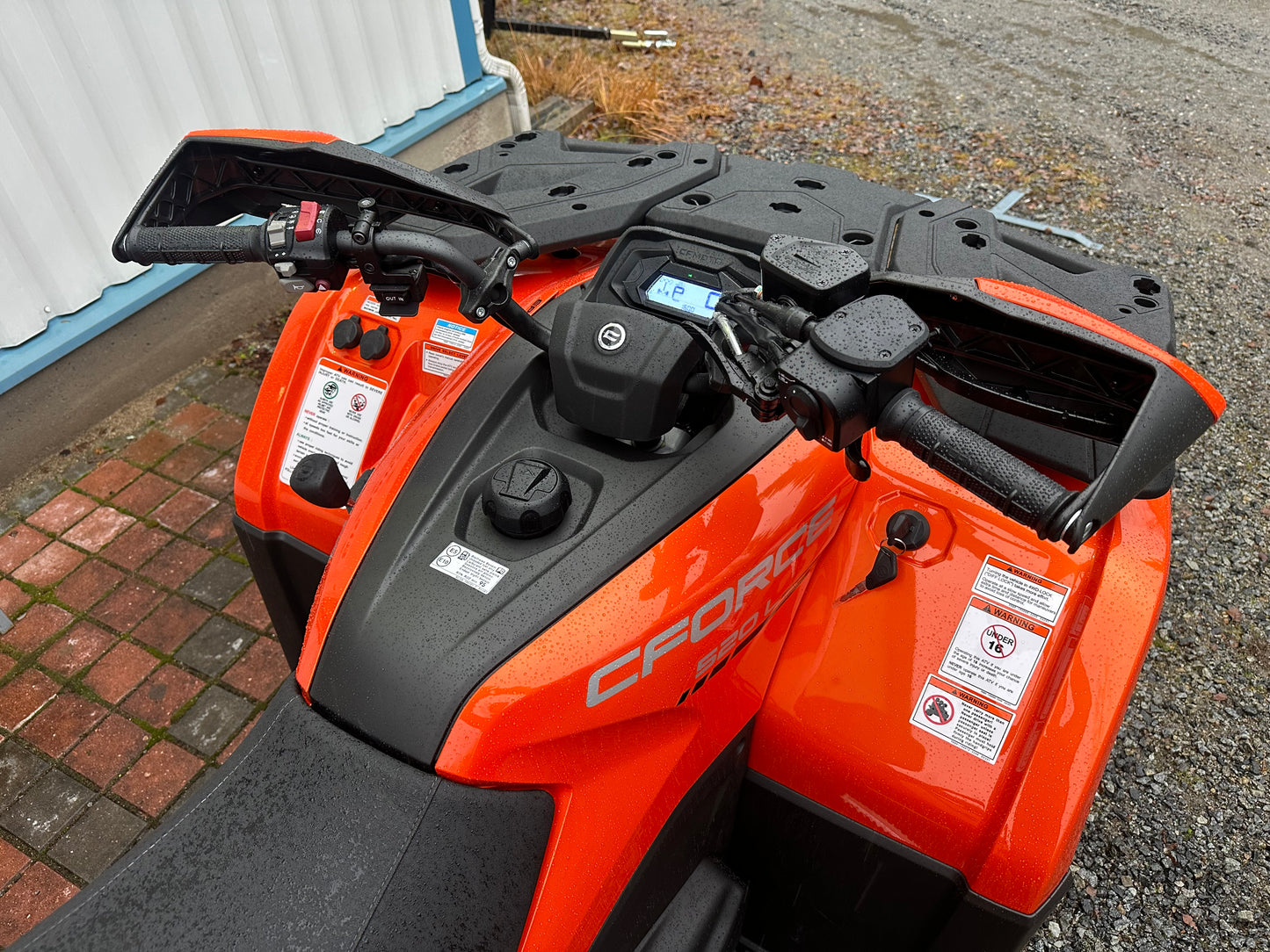 Traktorimönkijä, CFMOTO CFORCE 520L EFI EPS, ORANSSI