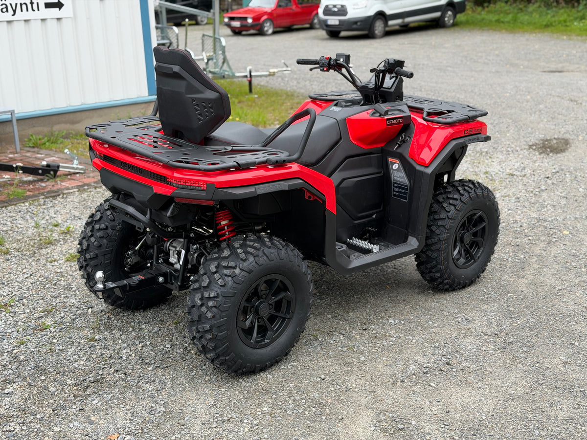 Traktorimönkijä, CFMOTO CFORCE C5L PITKÄ PUNAINEN