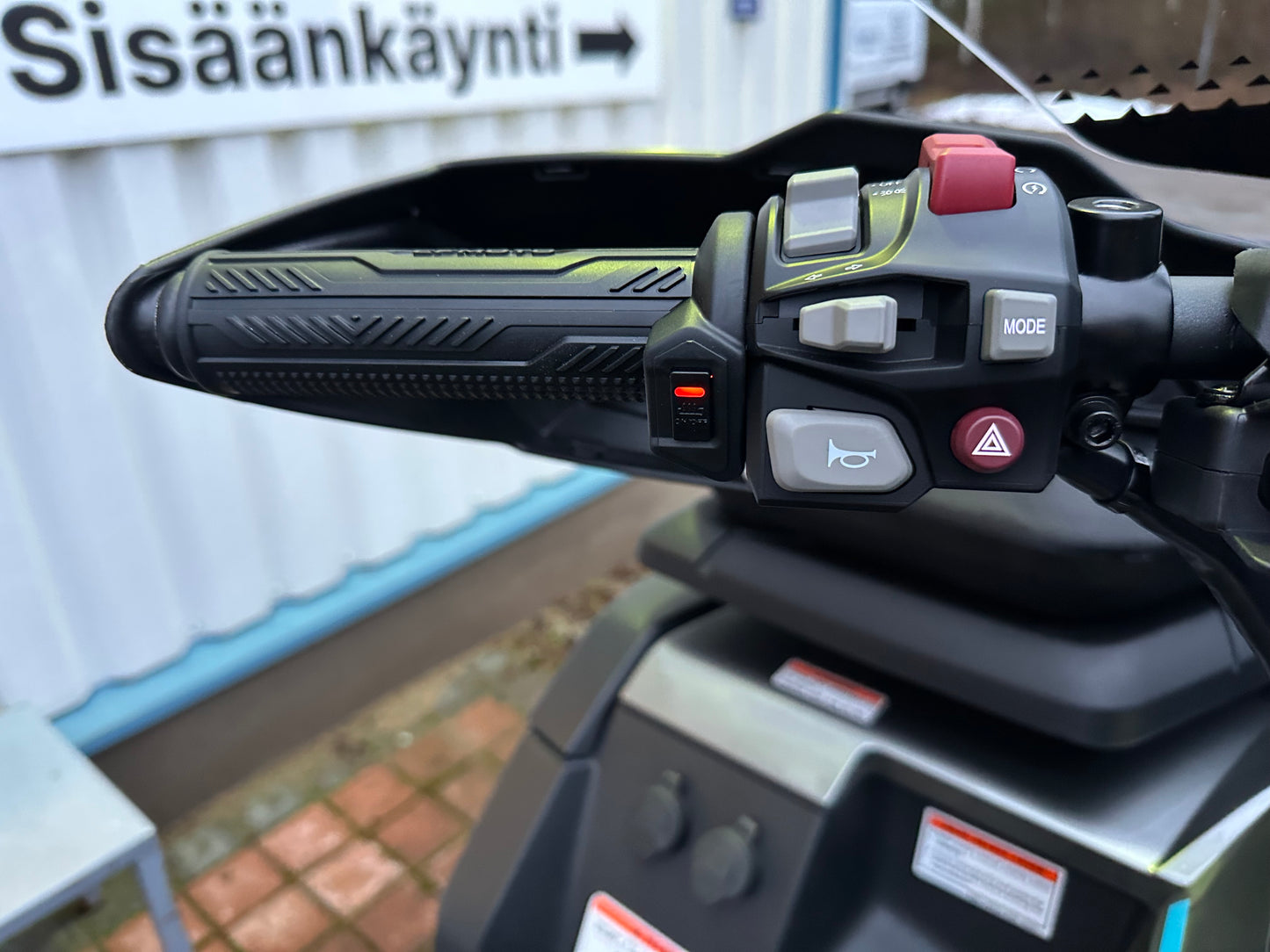 Traktorimönkijä, CFMOTO CFORCE 625 TOURING (PITKÄ)