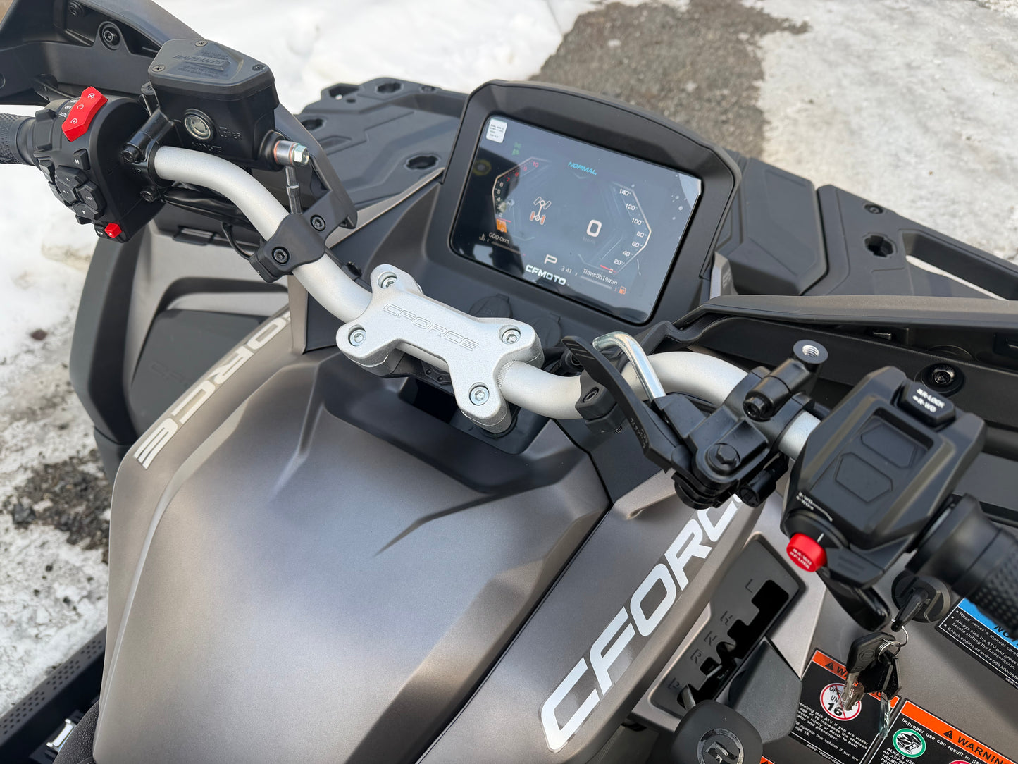 Traktorimönkijä, CFMOTO CFORCE 850 Touring ABS 80KM/H