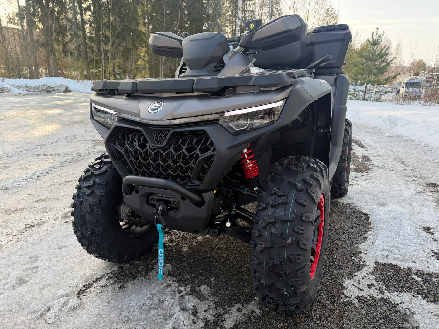 Traktorimönkijä, CFMOTO CFORCE 850 Touring ABS 80KM/H