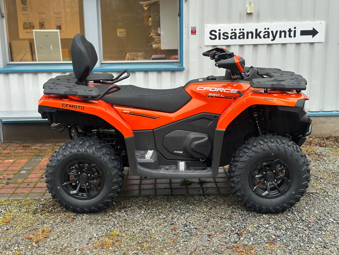 Traktorimönkijä, CFMOTO CFORCE 520L EFI EPS, ORANSSI
