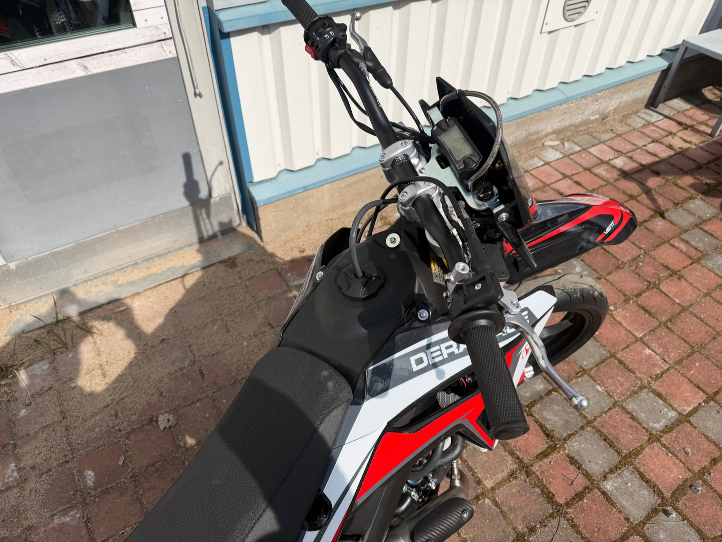Kevytmoottoripyörä, Vent Derapage 125