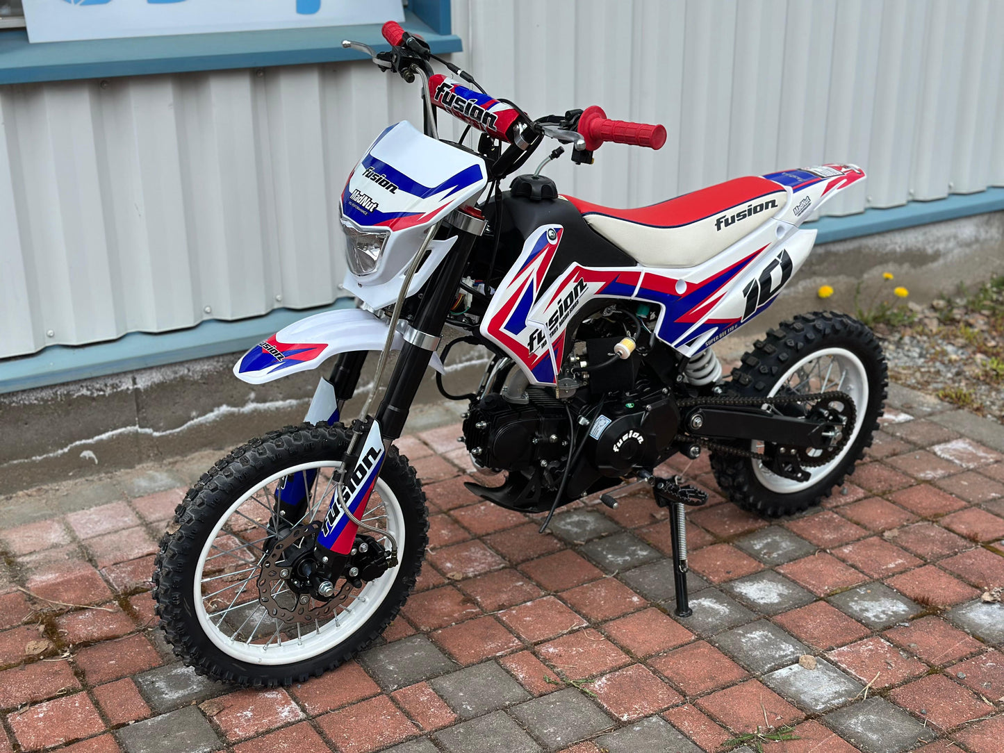 Minicrossi, Fusion Super Bee 110